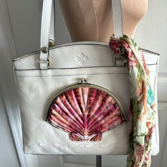 Patricia Nash Poppy Tote Leather w Seashells by the Seashore Scarf Latte White - Picture 11 of 12